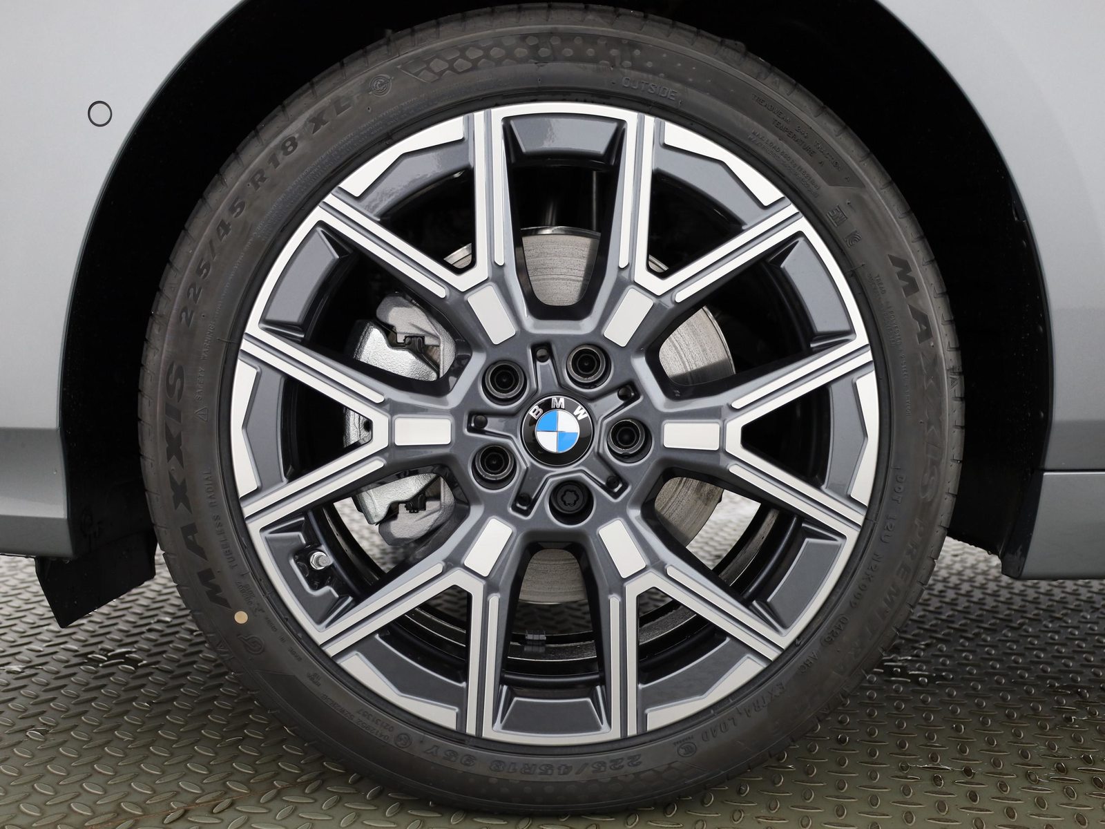 BMW 120i, Mild-Hybrid Petrol/Electric, New car, Automatic - 4