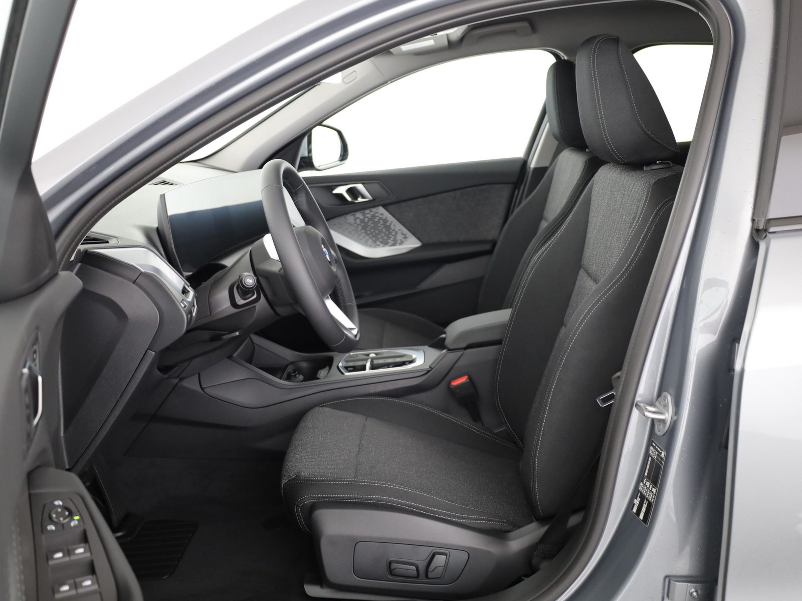 BMW 120i, Mild-Hybrid Petrol/Electric, New car, Automatic - 5