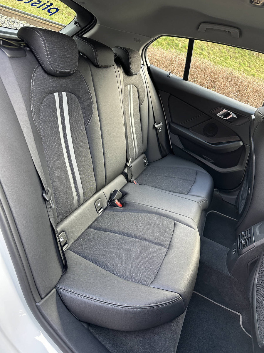 BMW 120d Sport Line, Diesel, Occasioni / Usate, Automatico - 3