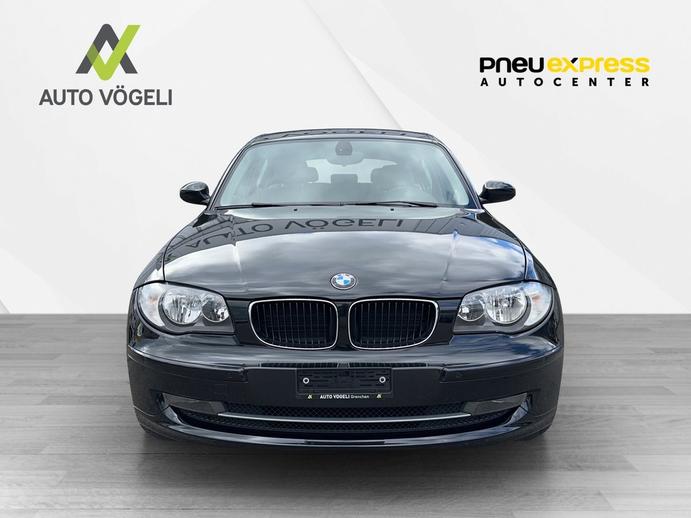 BMW 120i, Essence, Occasion / Utilisé, Automatique
