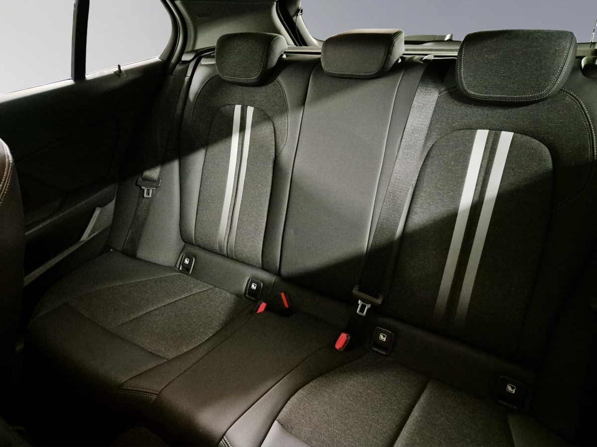 BMW 120d xDrive SAG, Diesel, Occasion / Gebraucht, Automat - 7