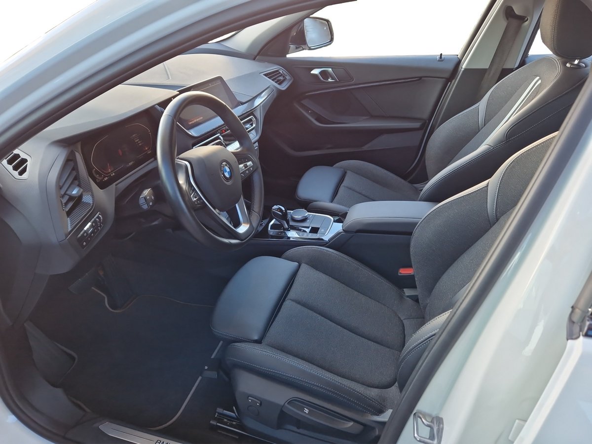 BMW 120d Steptronic Sport Line, Diesel, Occasion / Utilisé, Automatique - 6