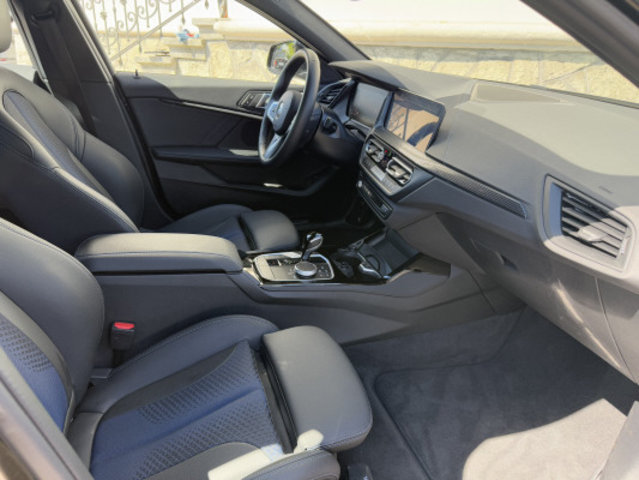 BMW 120i M Sport Steptronic, Occasion / Gebraucht, Automatik - 7