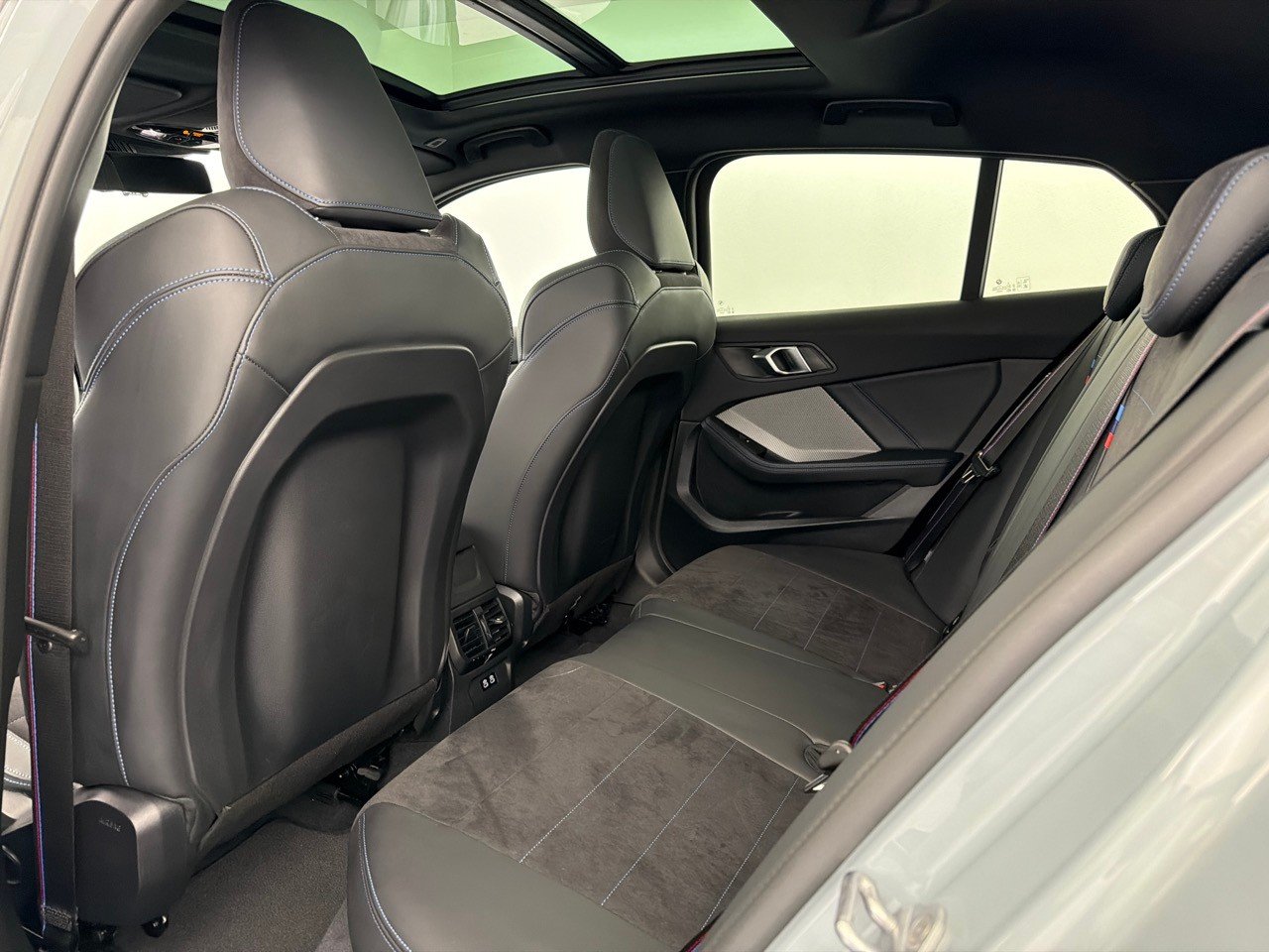 BMW 120 M Sport Pro, Petrol, Second hand / Used, Automatic - 6