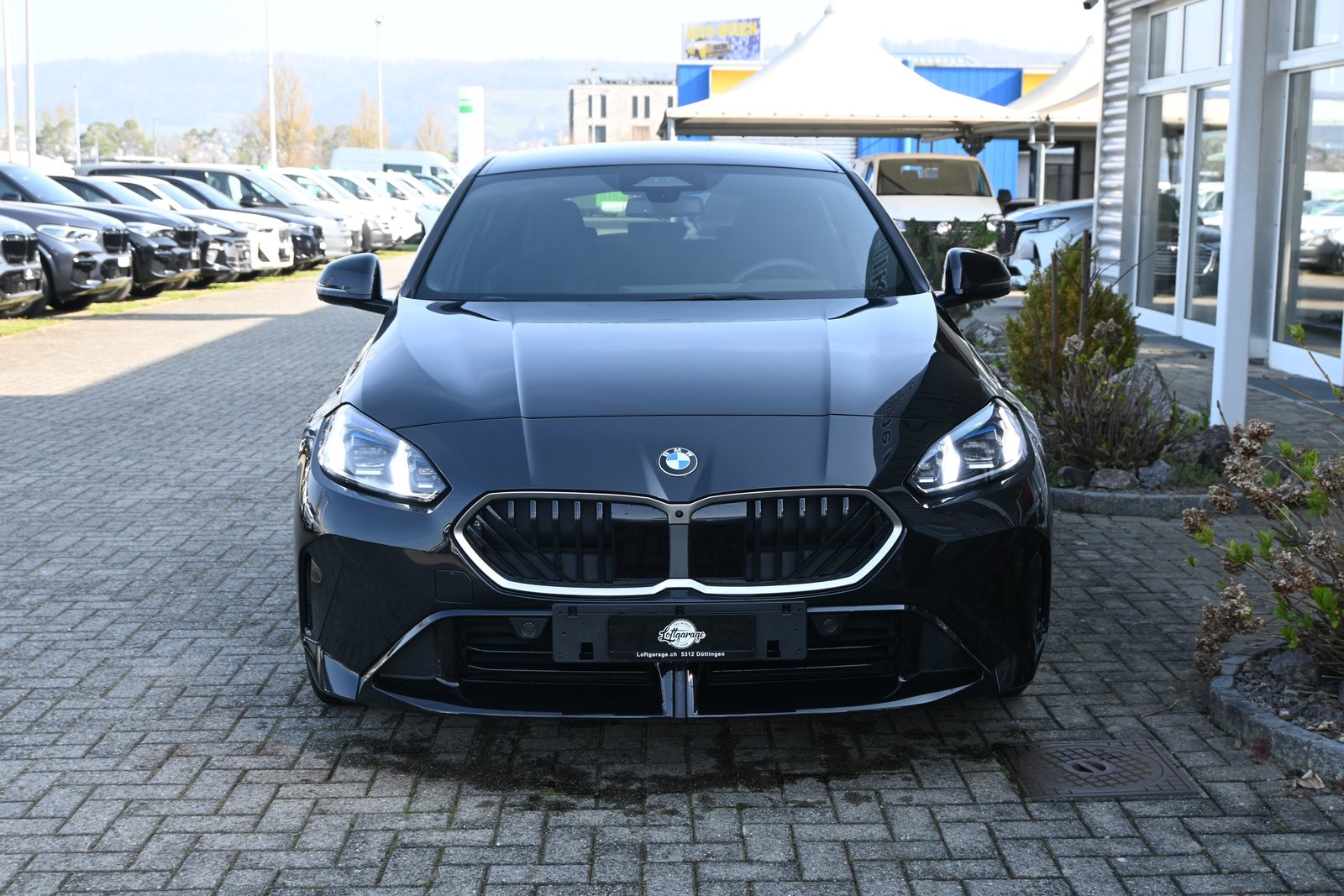 BMW 120i M Sport Plus Steptronic + Werksgarantie + Top Ausst, Petrol, Second hand / Used, Automatic - 3