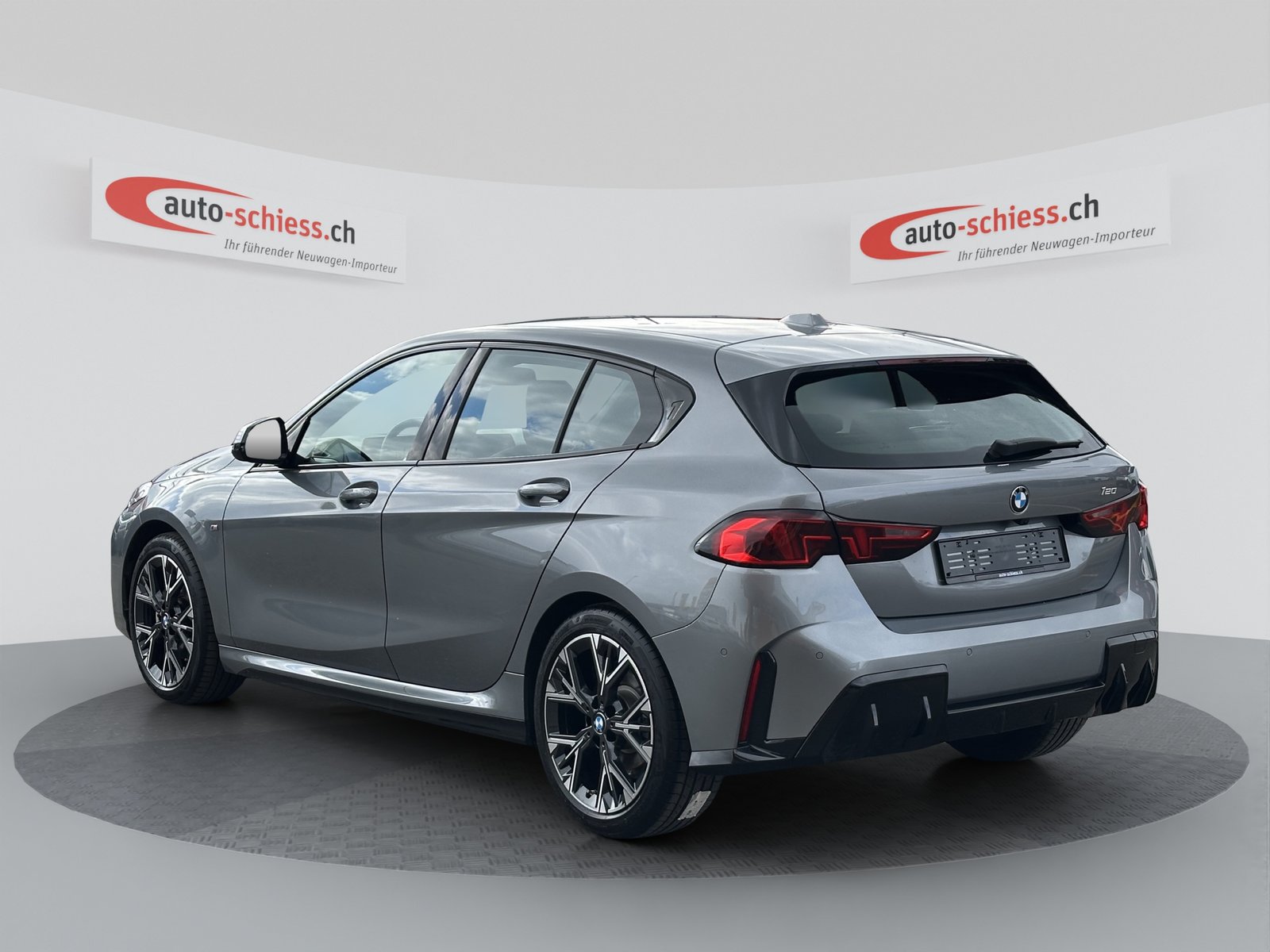 BMW 120 M Sport Steptronic, Benzin, Occasion / Gebraucht, Automatik - 3