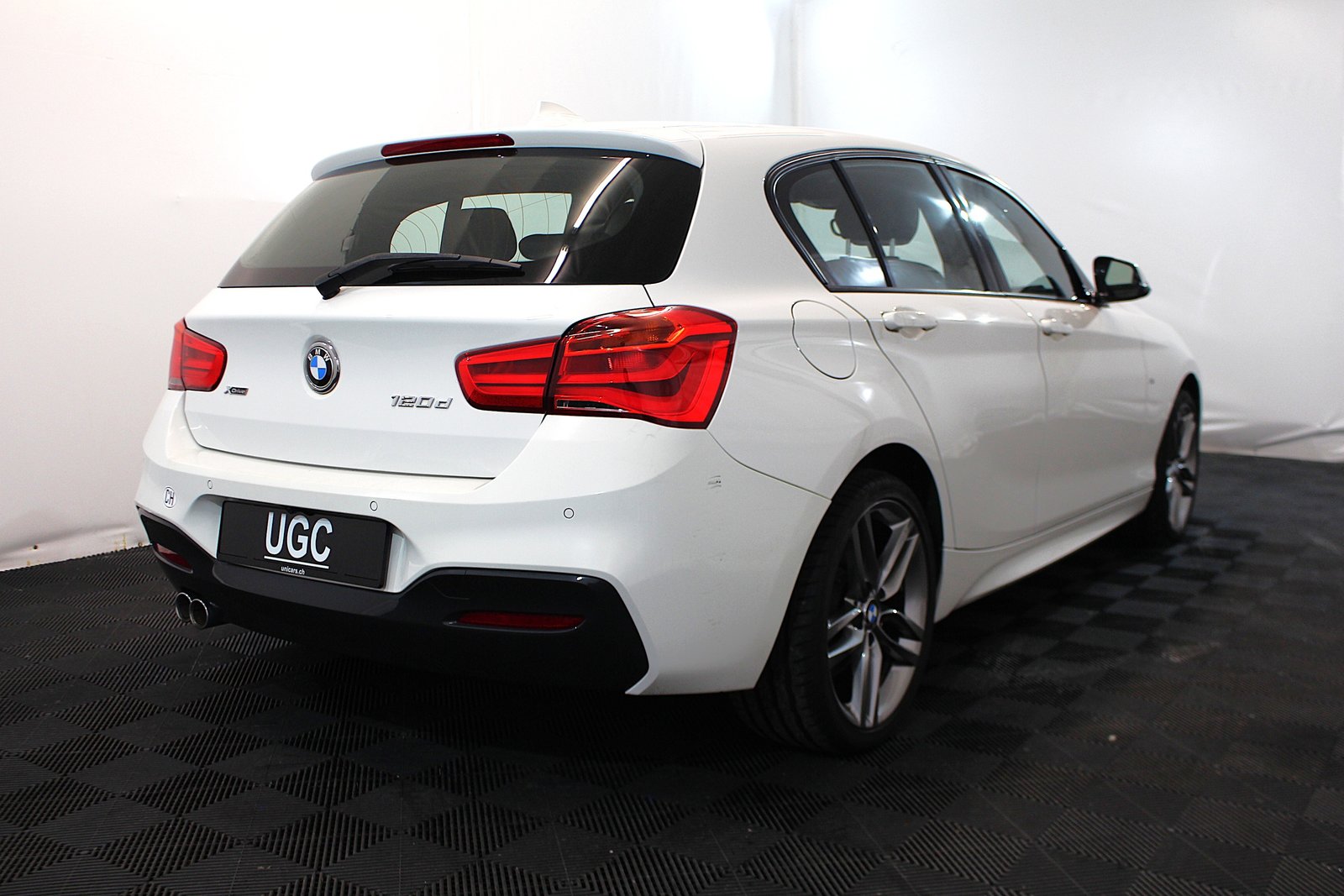 BMW 120d, Diesel, Occasion / Utilisé, Automatique - 6