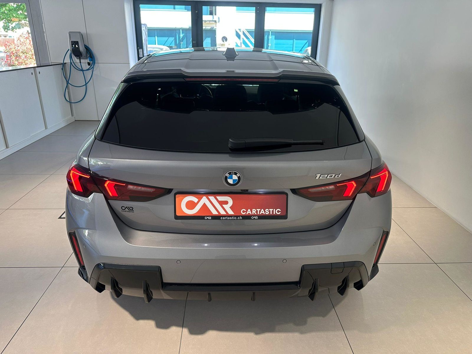 BMW 120d, Hybride Léger Diesel/Électricité, Occasion / Utilisé, Automatique - 5