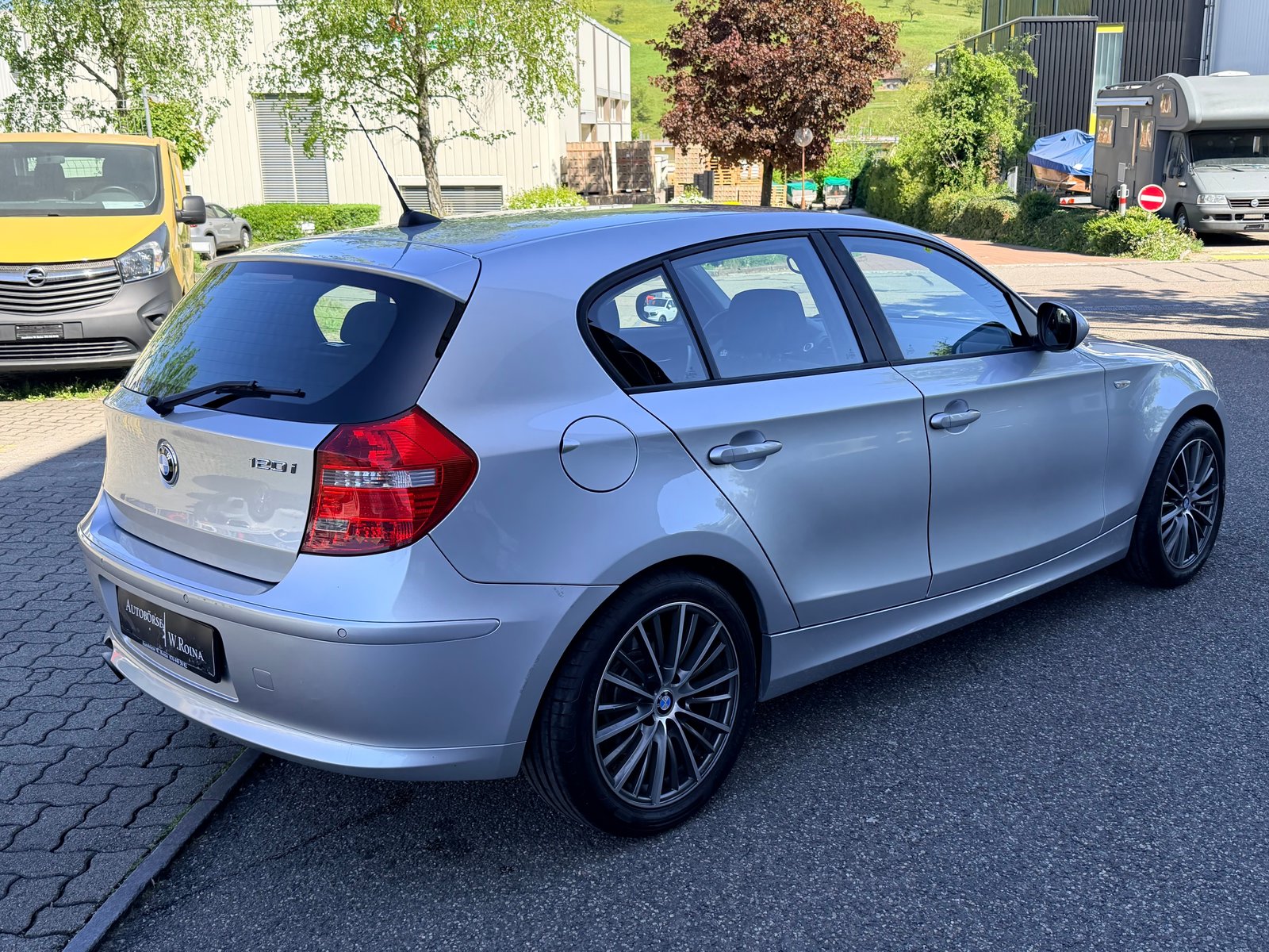 BMW 120i Steptronic, Benzin, Occasion / Gebraucht, Automatik - 3