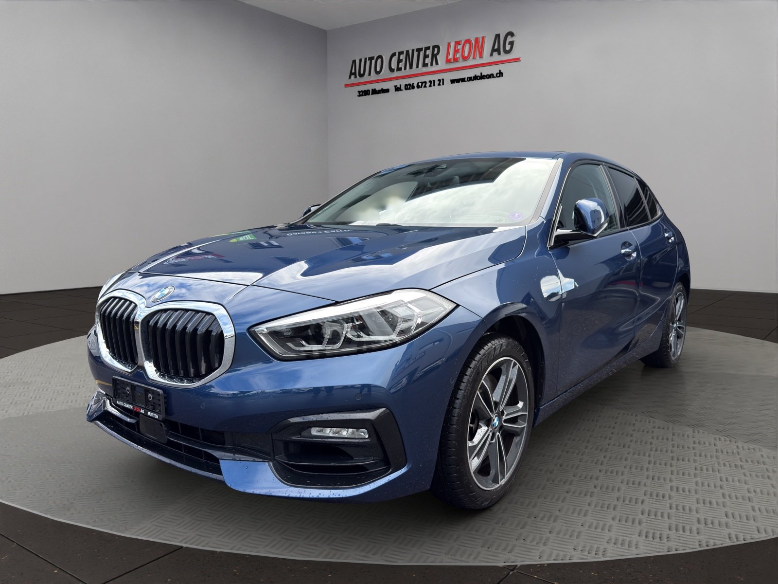 BMW 120i Sport Line Steptronic, Petrol, Second hand / Used, Automatic - 2