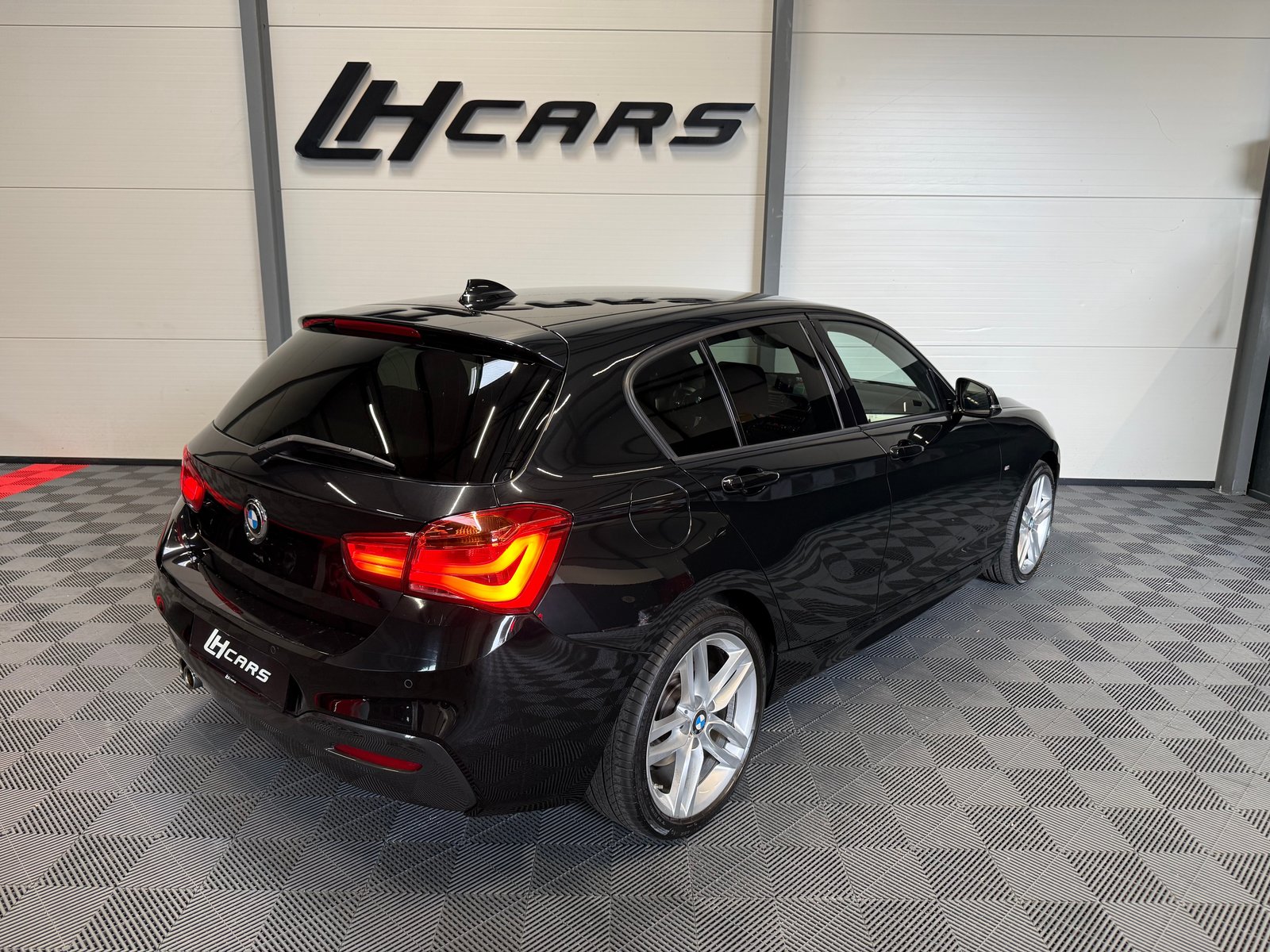 BMW 120d SAG, Diesel, Occasion / Utilisé, Automatique - 4