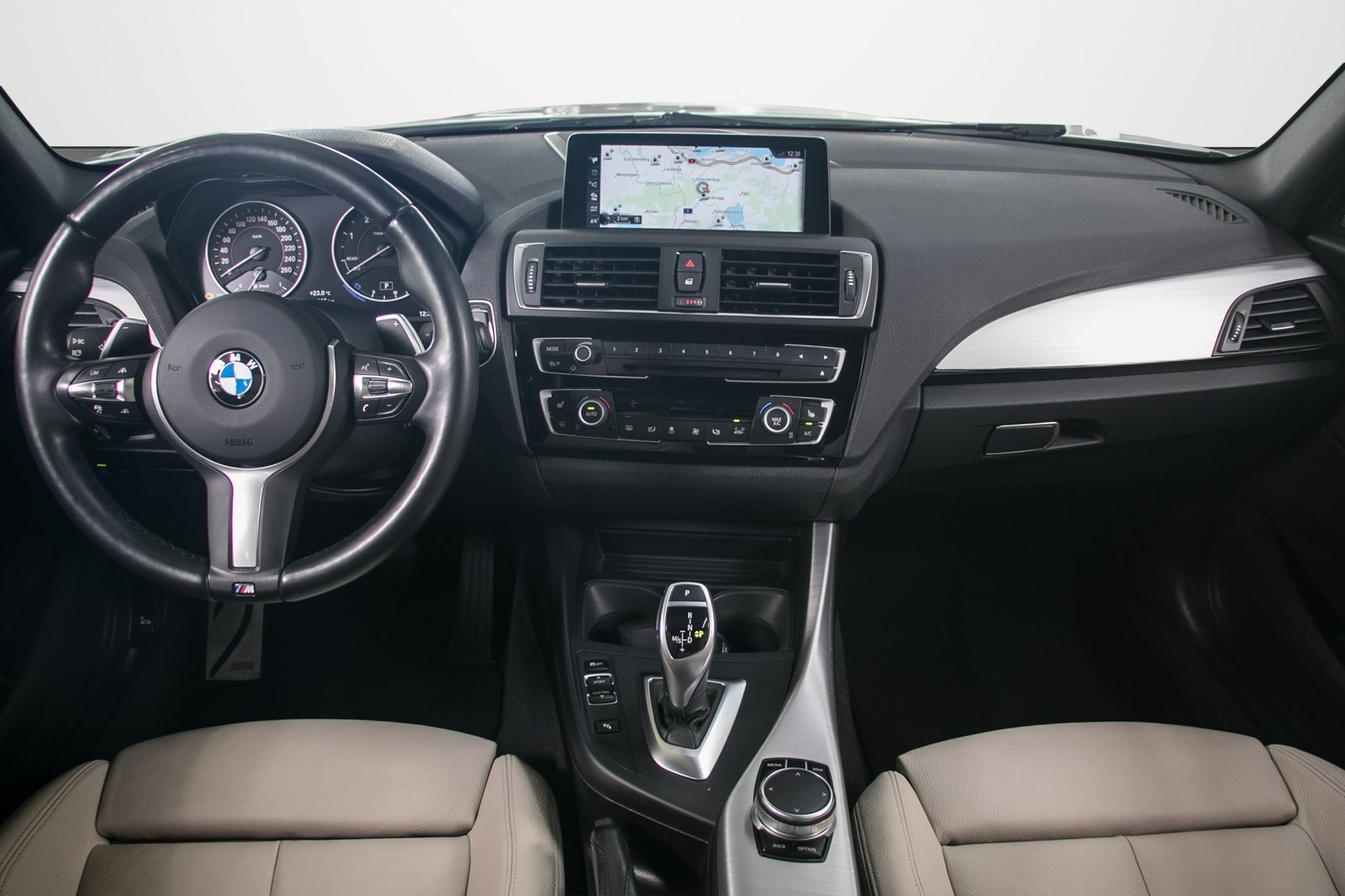 BMW 120d M Sport Steptronic, Diesel, Occasion / Gebraucht, Automatik - 4