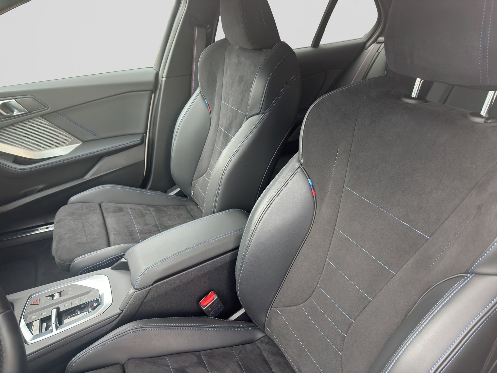 BMW 120 M Sport Pro Steptronic, Benzin, Occasion / Gebraucht, Automatik - 6