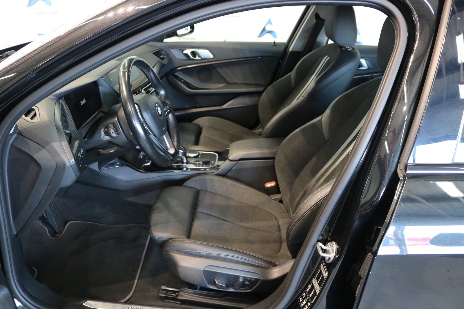 BMW 120d Steptronic Sport Line, Diesel, Occasion / Gebraucht, Automatik - 4