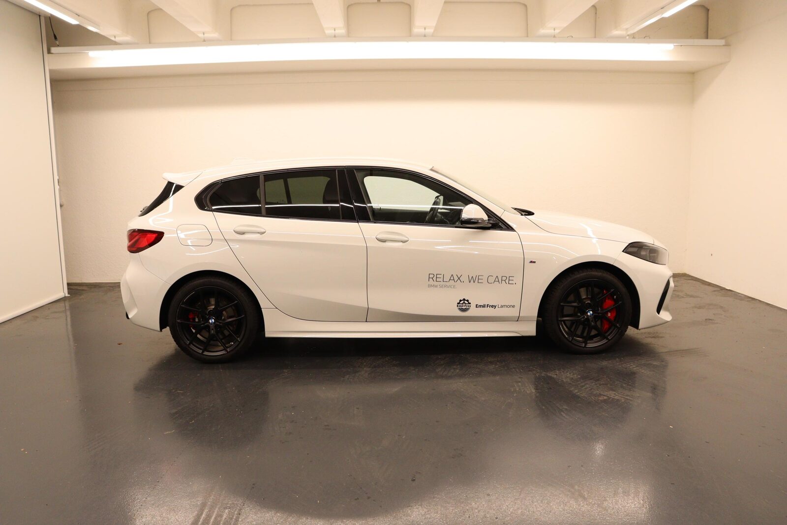 BMW 120d xDrive, Diesel, Second hand / Used, Automatic - 6
