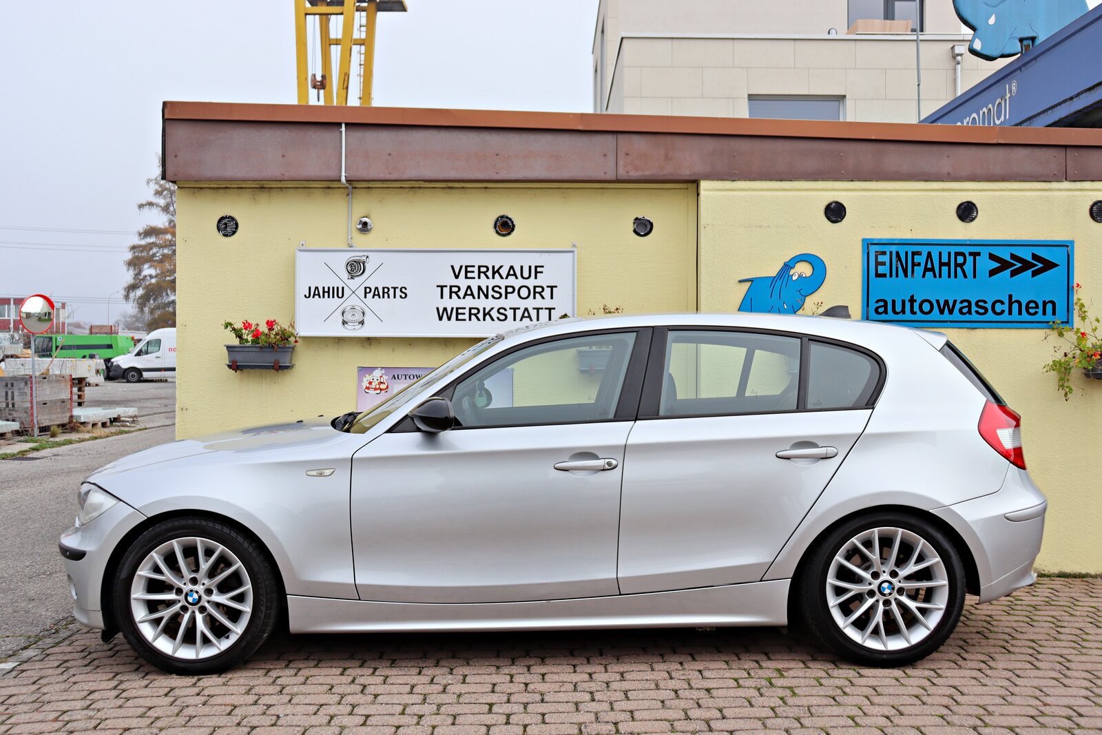 BMW 120i, Petrol, Second hand / Used, Manual - 2