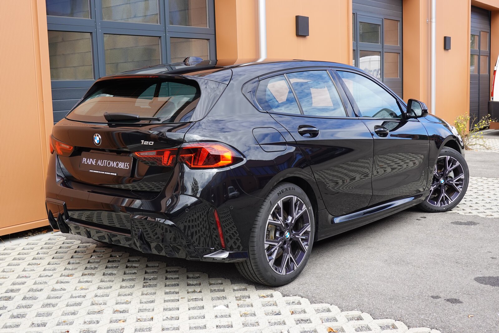 BMW 120i M Sport Steptronic - LEASING DES 2,9 * Caméra Recu, Benzin, Occasion / Gebraucht, Automatik - 7