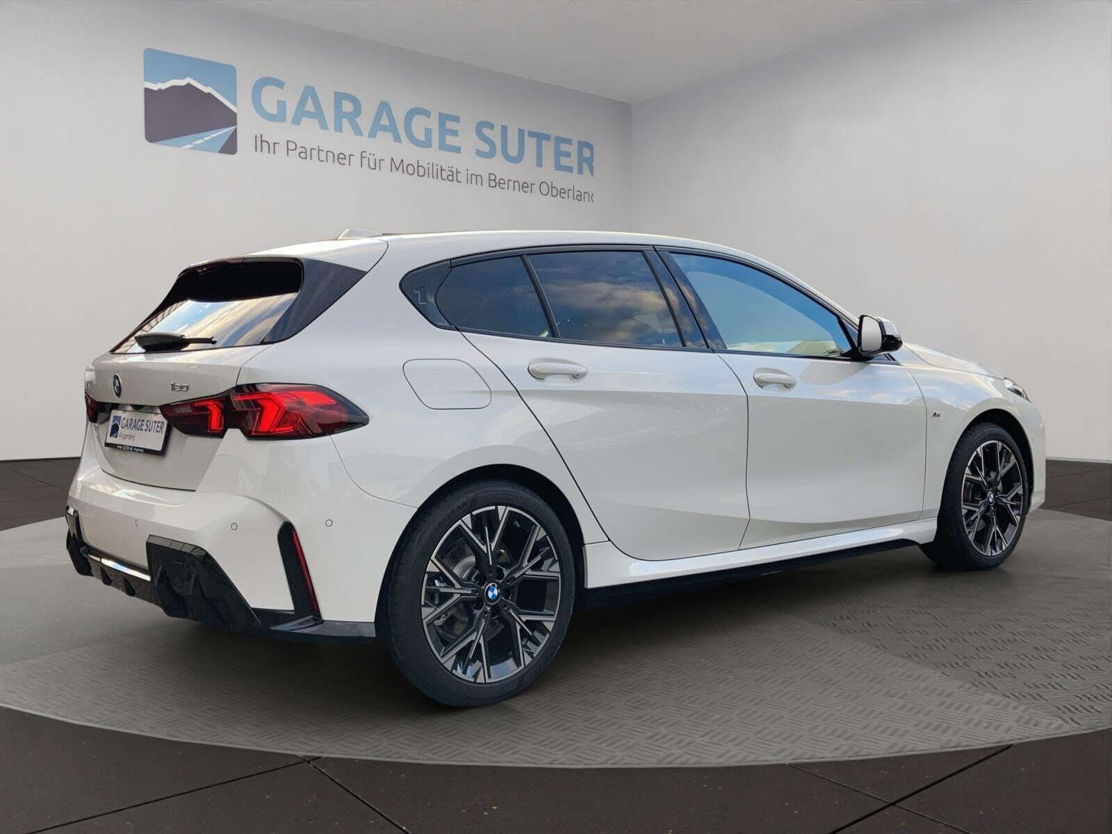 BMW 120i, Mild-Hybrid Benzin/Elektro, Occasion / Gebraucht, Automatik - 6