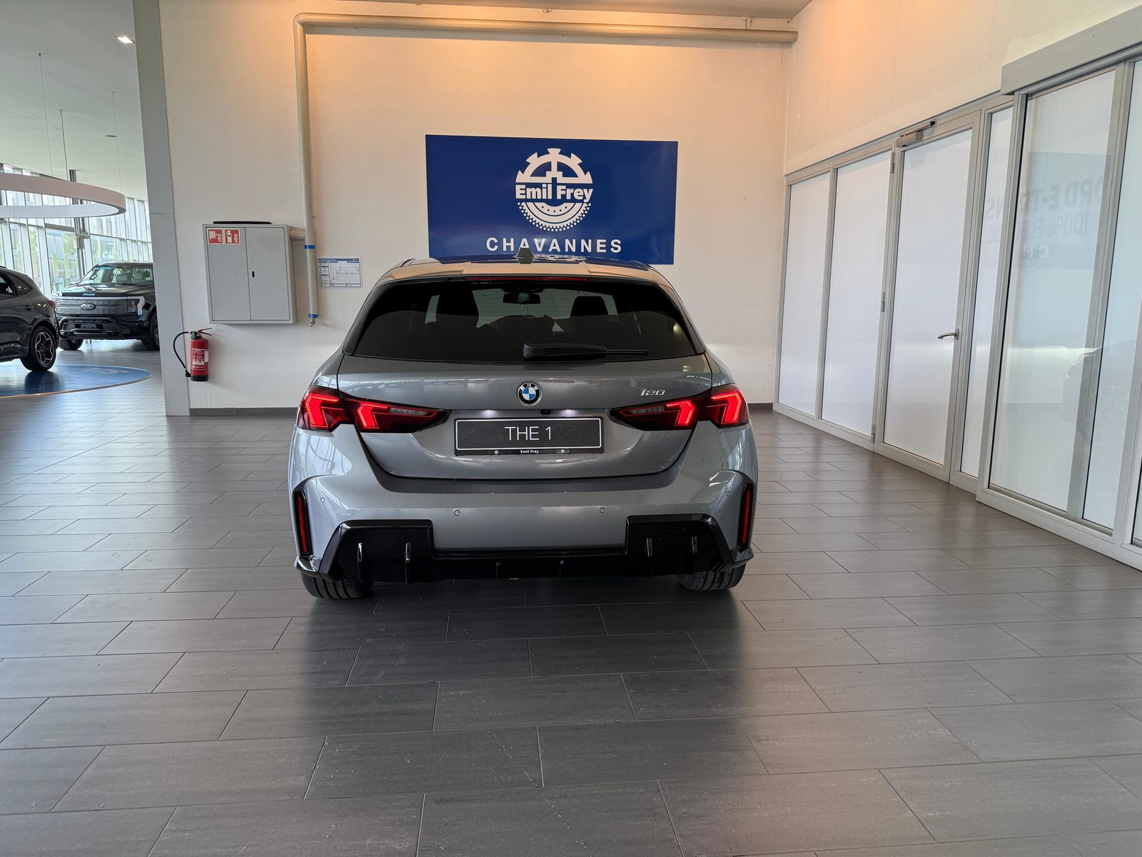 BMW 120i Kit Sport M, Hybride Léger Essence/Électricité, Voiture de démonstration, Automatique - 3