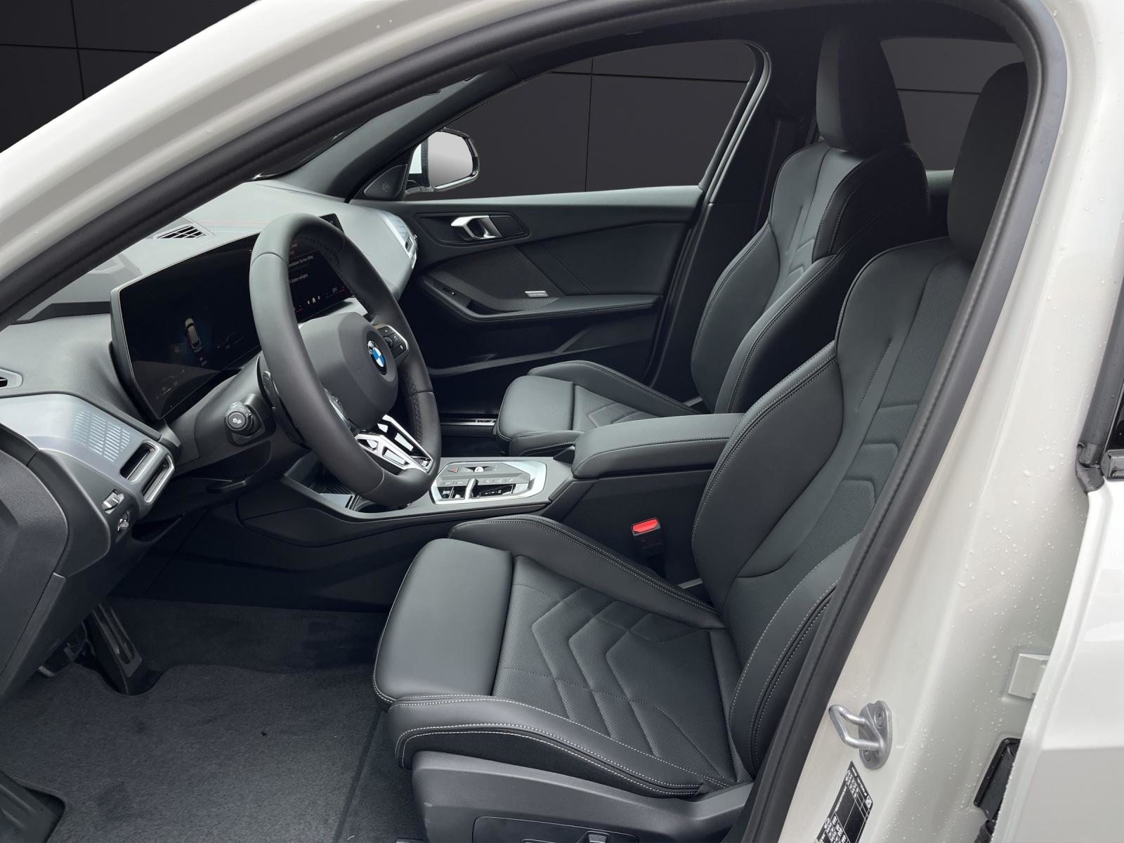 BMW 123 xDrive, Mild-Hybrid Petrol/Electric, New car, Automatic - 2