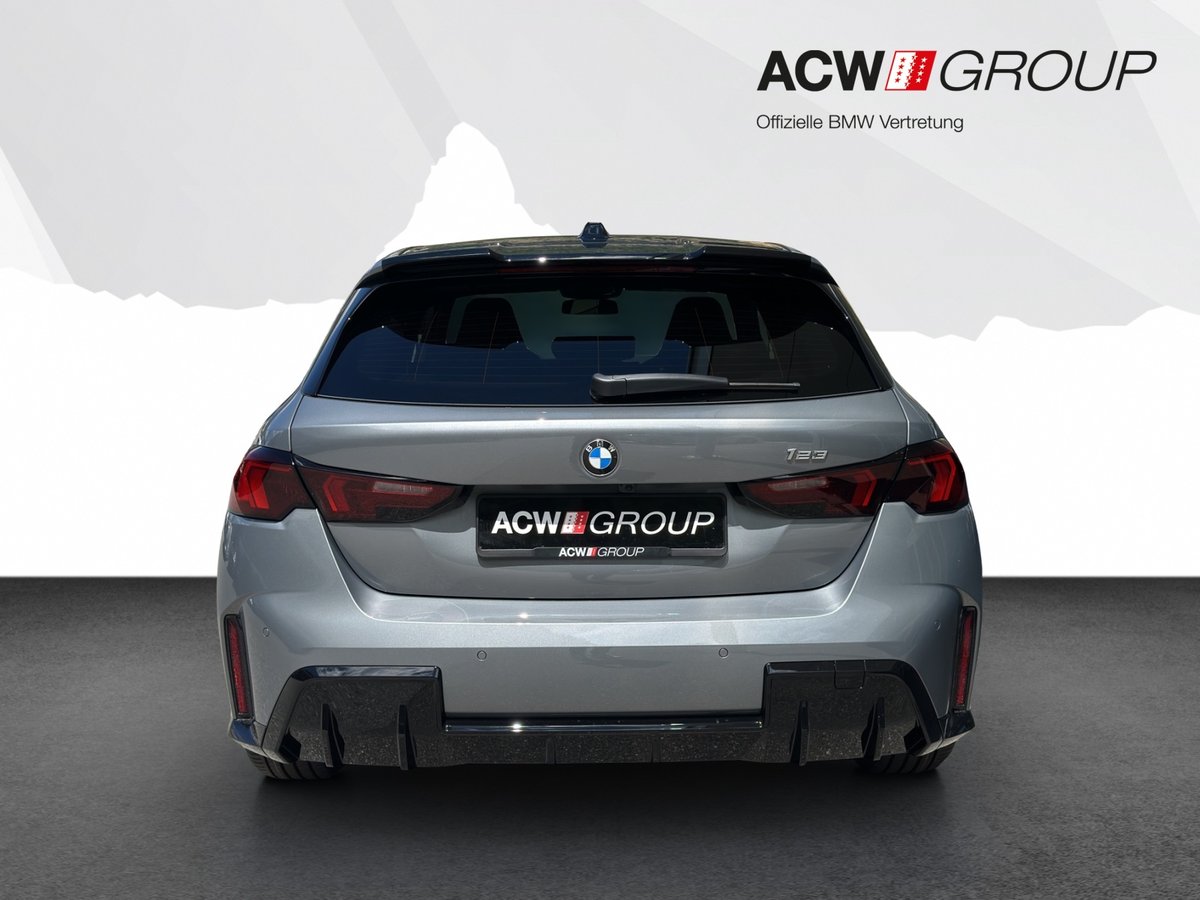 BMW 123 xDrive, Hybride Léger Essence/Électricité, Voiture nouvelle, Automatique - 4