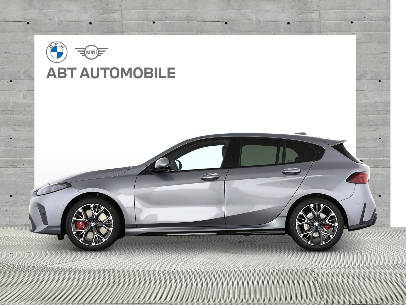 BMW 123 xDrive, Mild-Hybrid Petrol/Electric, New car, Automatic - 2