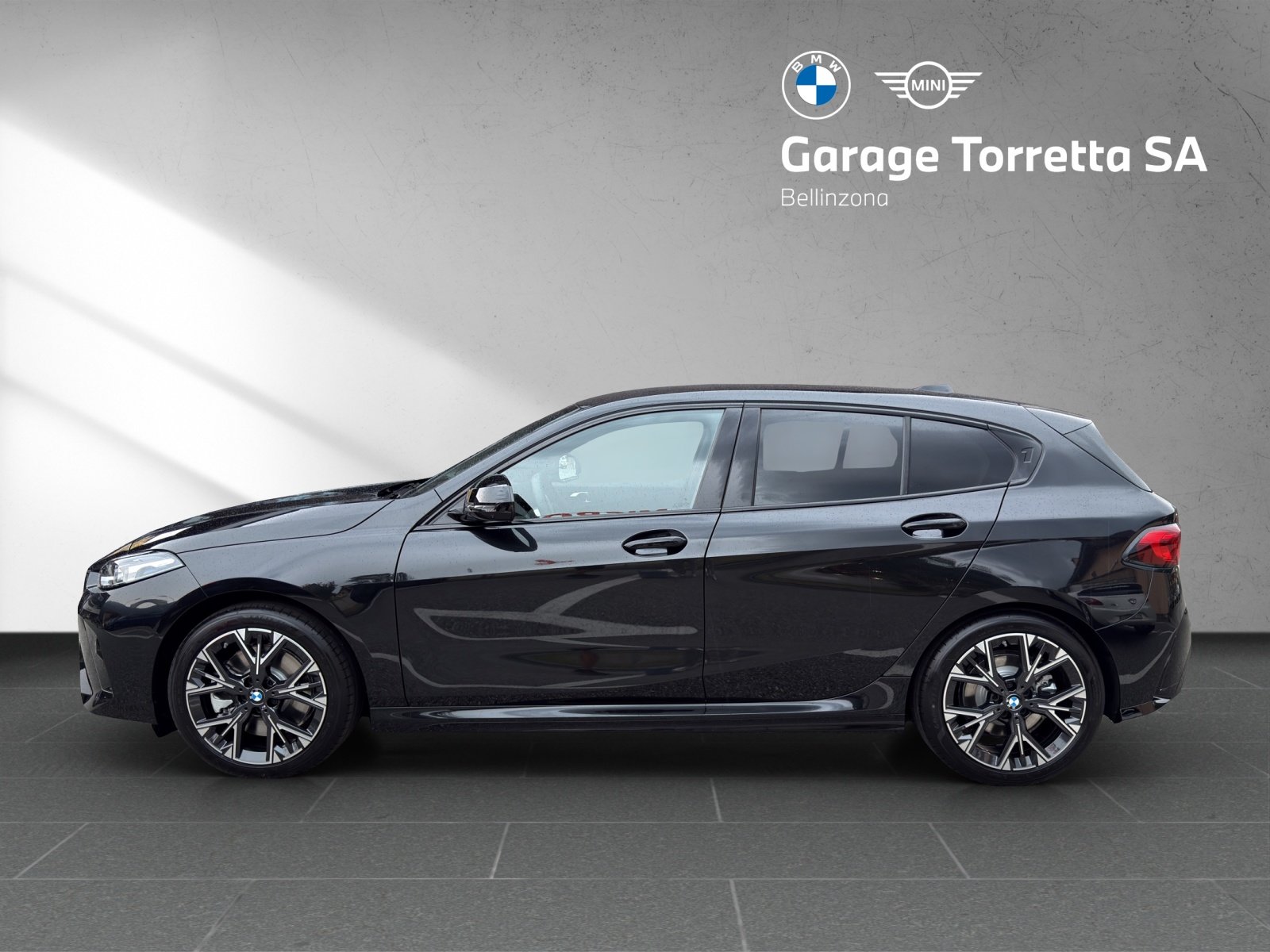 BMW 123 M Sport Steptronic, Mild-Hybrid Petrol/Electric, New car, Automatic - 2