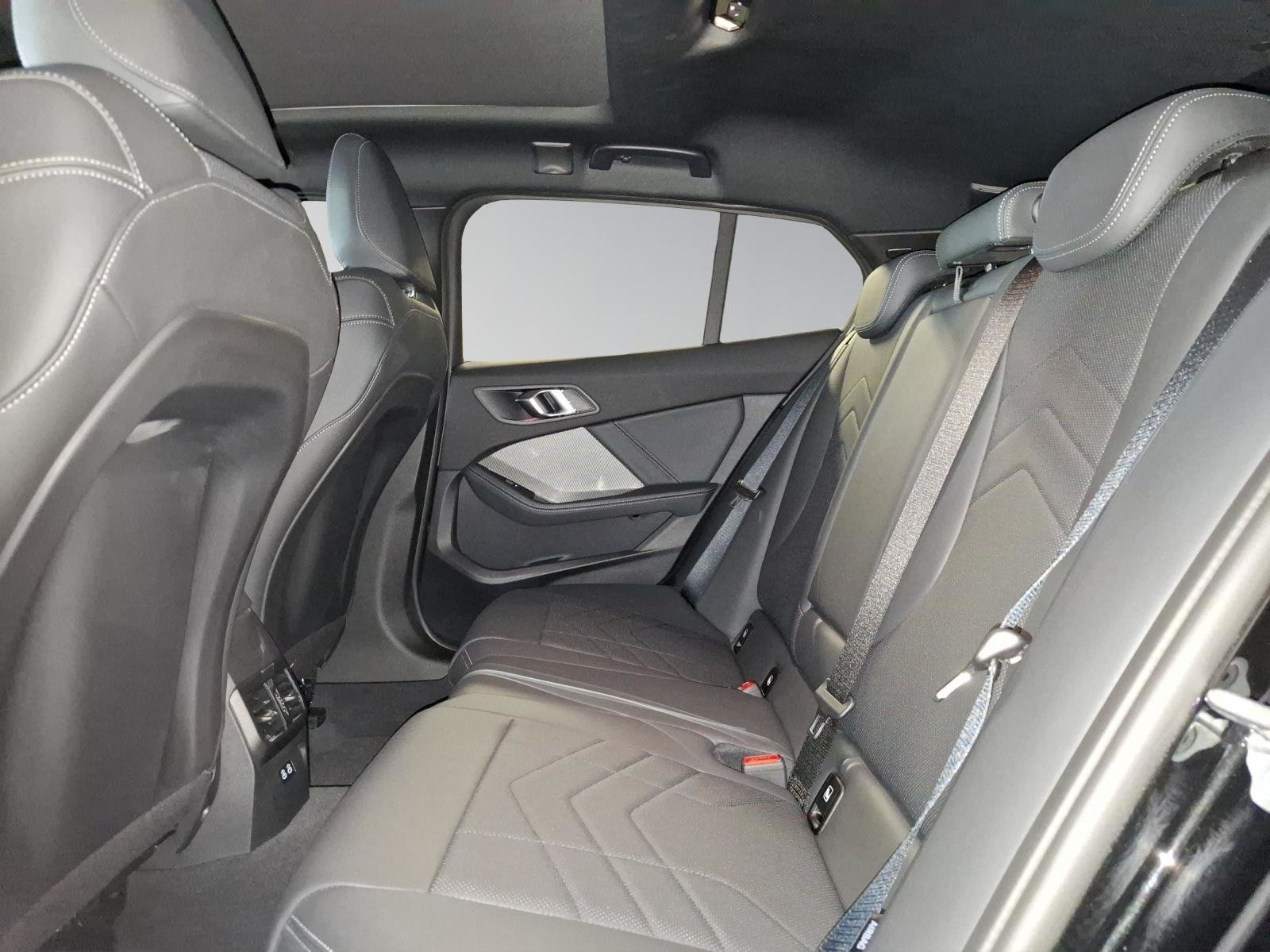 BMW 123, Mild-Hybrid Petrol/Electric, Second hand / Used, Automatic - 7
