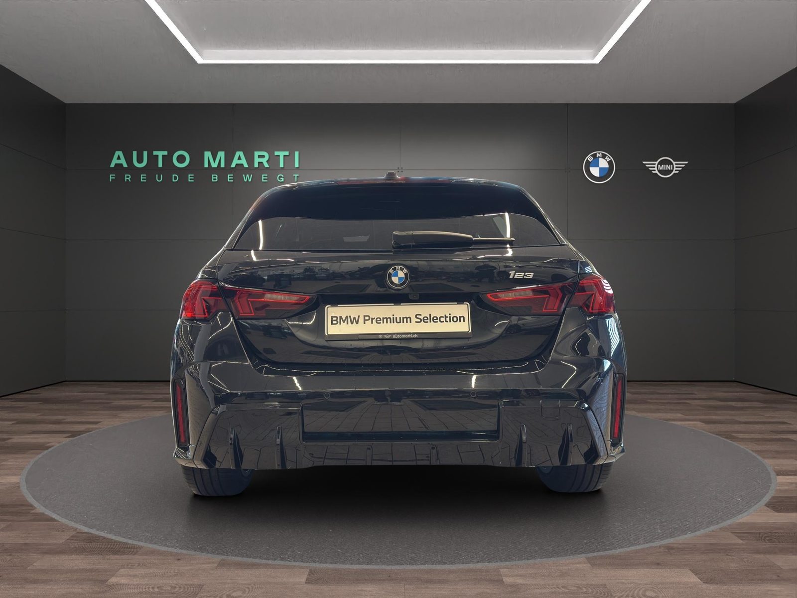BMW 123 xDrive M Sport, Mild-Hybrid Benzin/Elektro, Occasion / Gebraucht, Automatik - 3