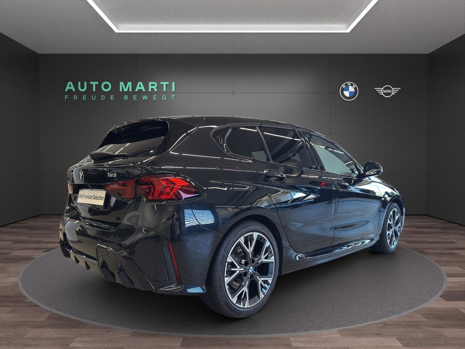 BMW 123 xDrive M Sport, Mild-Hybrid Benzin/Elektro, Occasion / Gebraucht, Automatik - 4