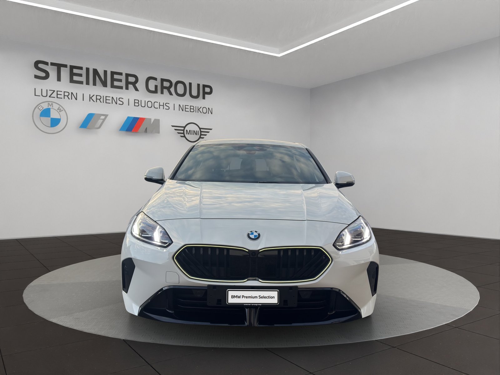 BMW 123 M Sport Steptronic, Mild-Hybrid Benzin/Elektro, Occasion / Gebraucht, Automatik - 2