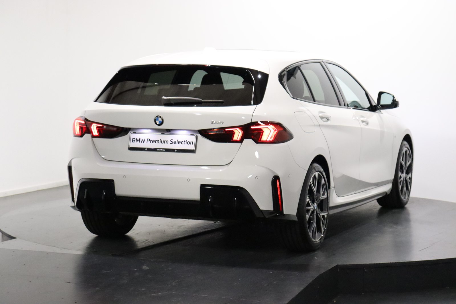 BMW 123 xDrive, Mild-Hybrid Benzin/Elektro, Occasion / Gebraucht, Automatik - 3