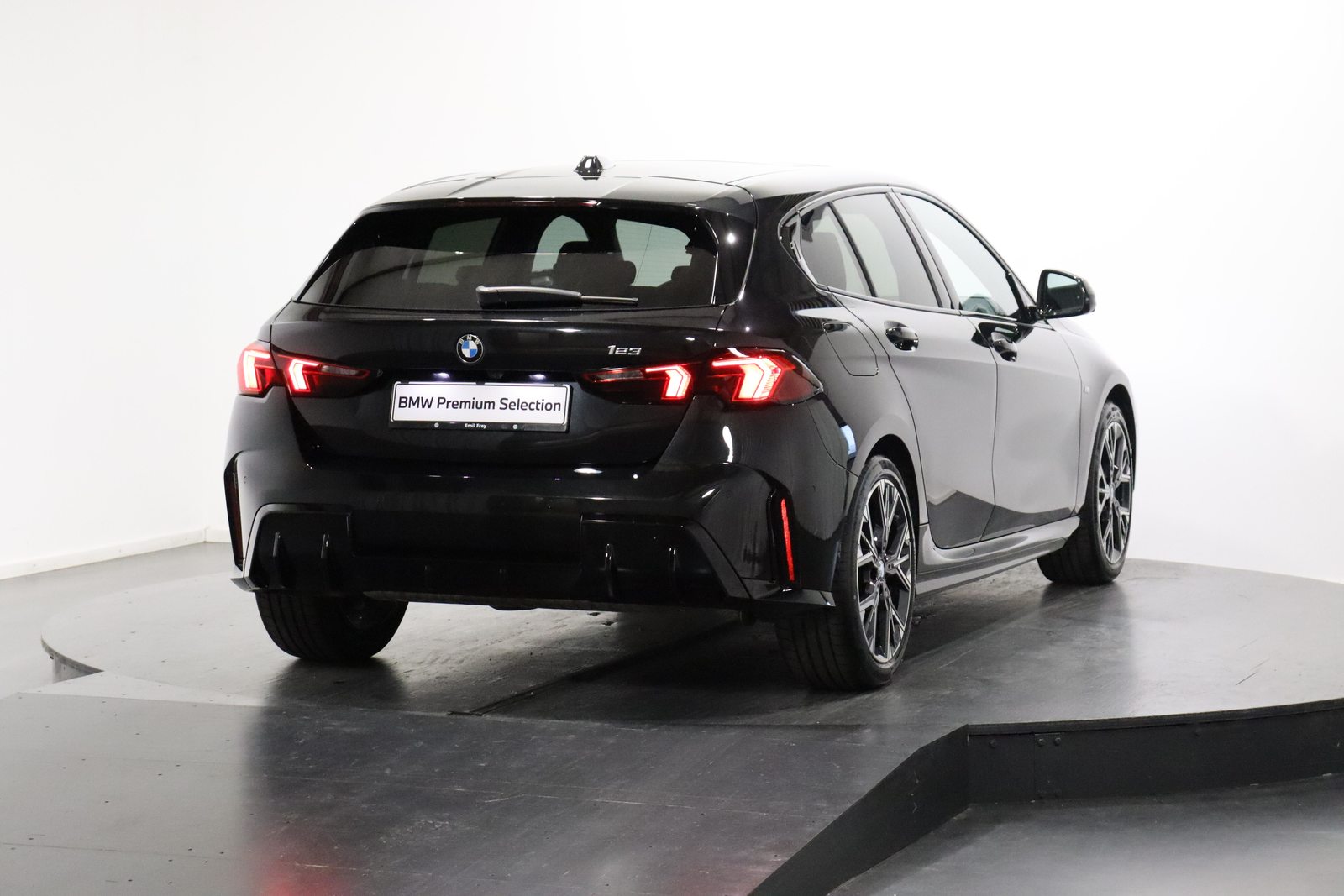 BMW 123 xDrive, Hybride Léger Essence/Électricité, Occasion / Utilisé, Automatique - 3