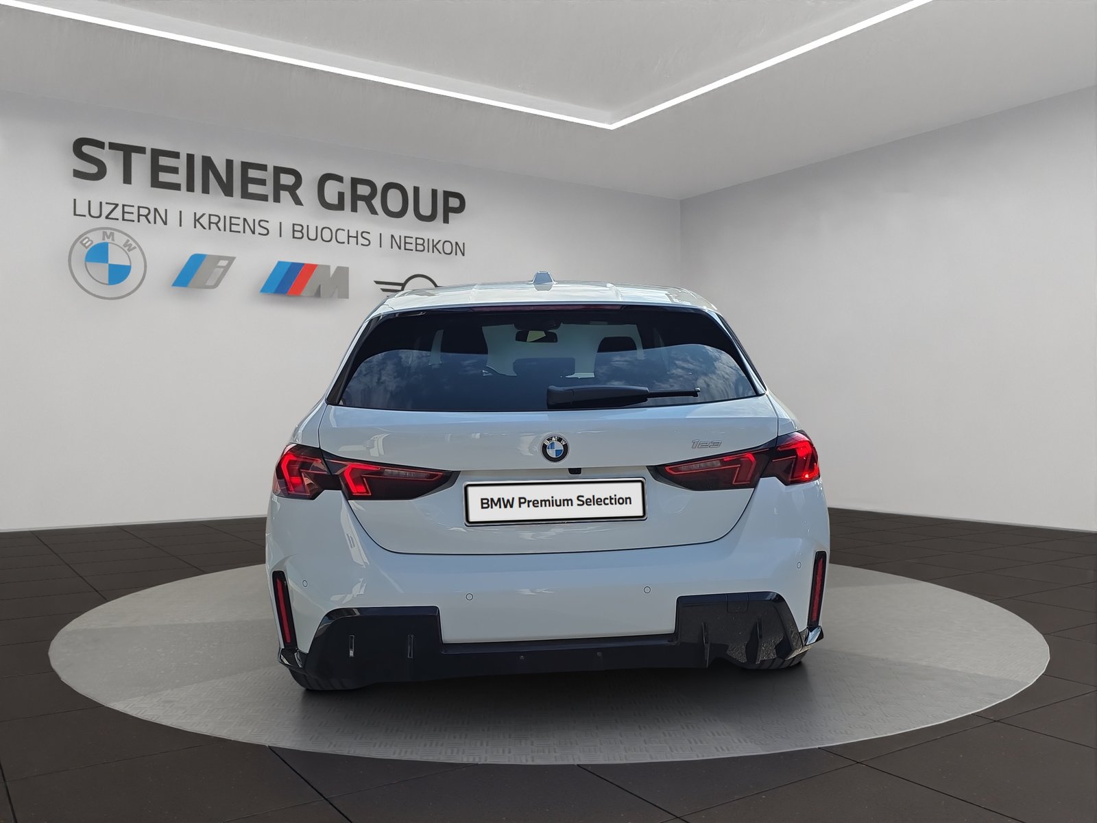 BMW 123 M Sport Steptronic, Mild-Hybrid Benzin/Elektro, Occasion / Gebraucht, Automatik - 4