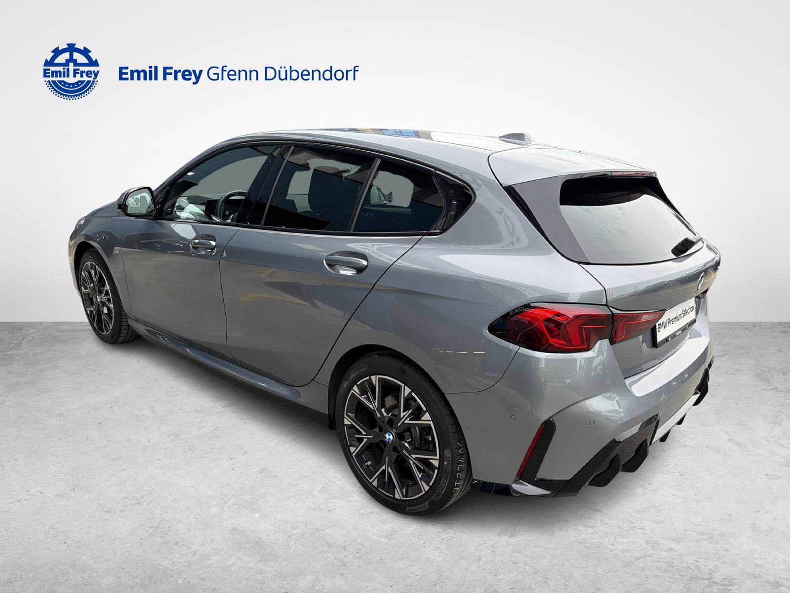 BMW 123 xDrive, Mild-Hybrid Petrol/Electric, Second hand / Used, Automatic - 5