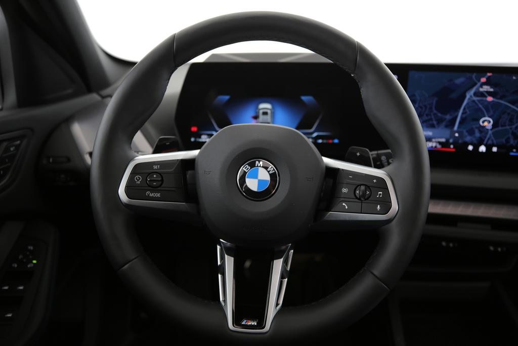 BMW 123 xDrive, Mild-Hybrid Petrol/Electric, Second hand / Used, Automatic - 5