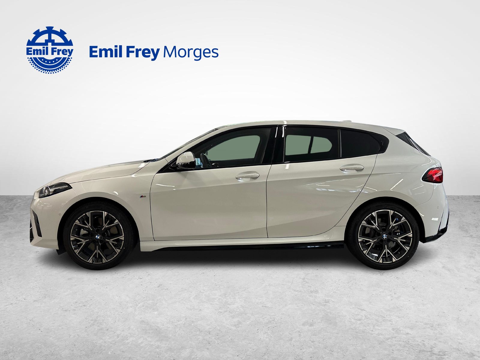 BMW 123 xDrive 48V M-Sport, Mild-Hybrid Petrol/Electric, Second hand / Used, Automatic - 6