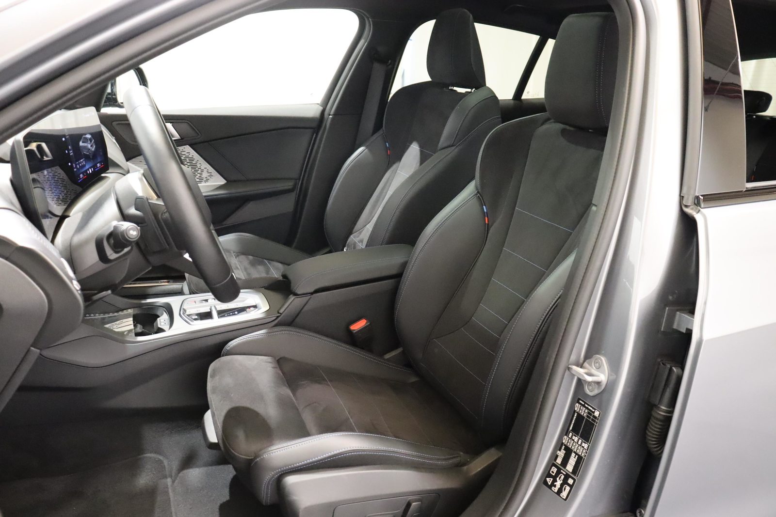 BMW 123 xDrive, Hybride Léger Essence/Électricité, Occasion / Utilisé, Automatique - 7
