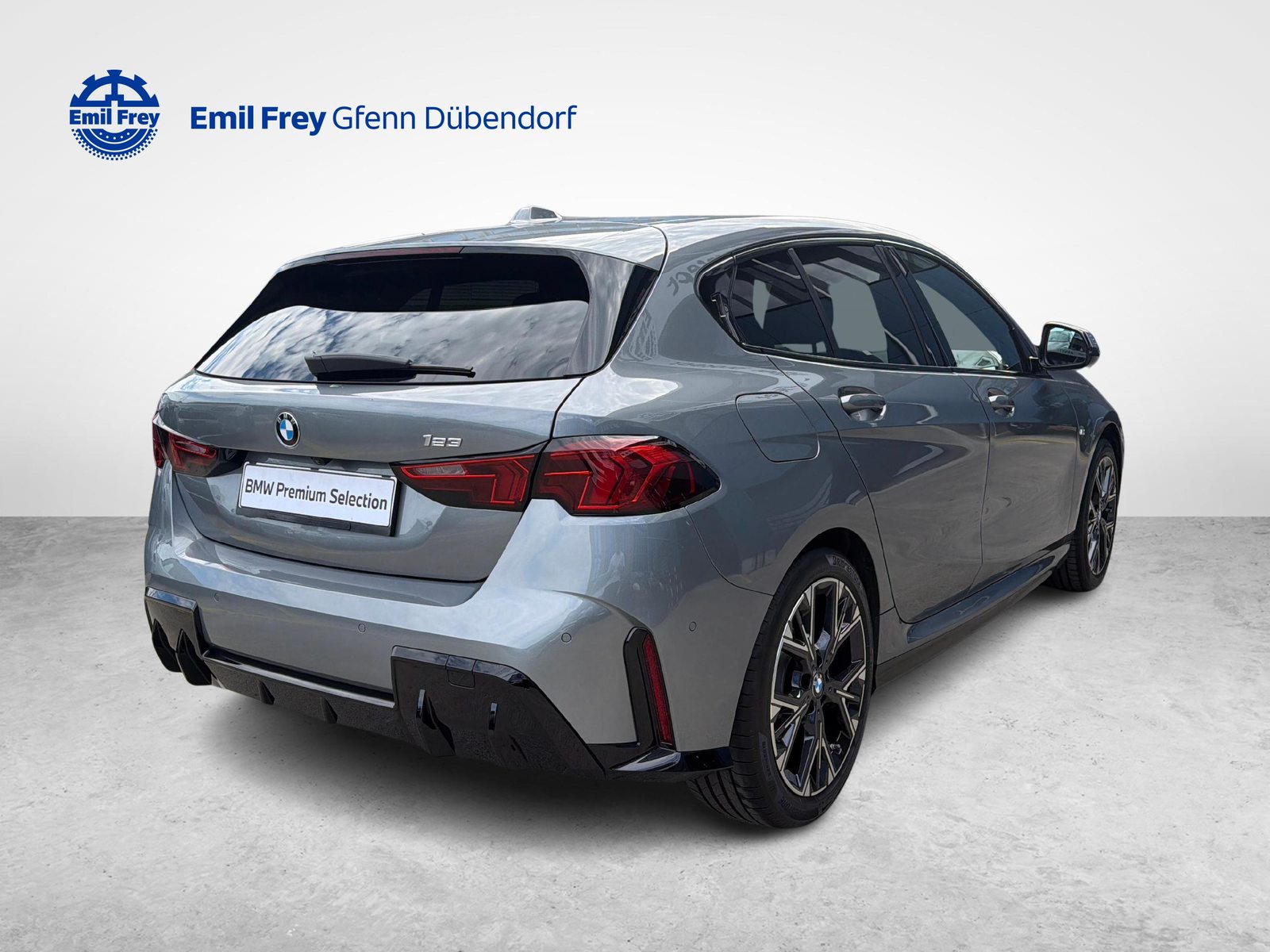 BMW 123 xDrive, Mild-Hybrid Benzin/Elektro, Occasion / Gebraucht, Automatik - 2