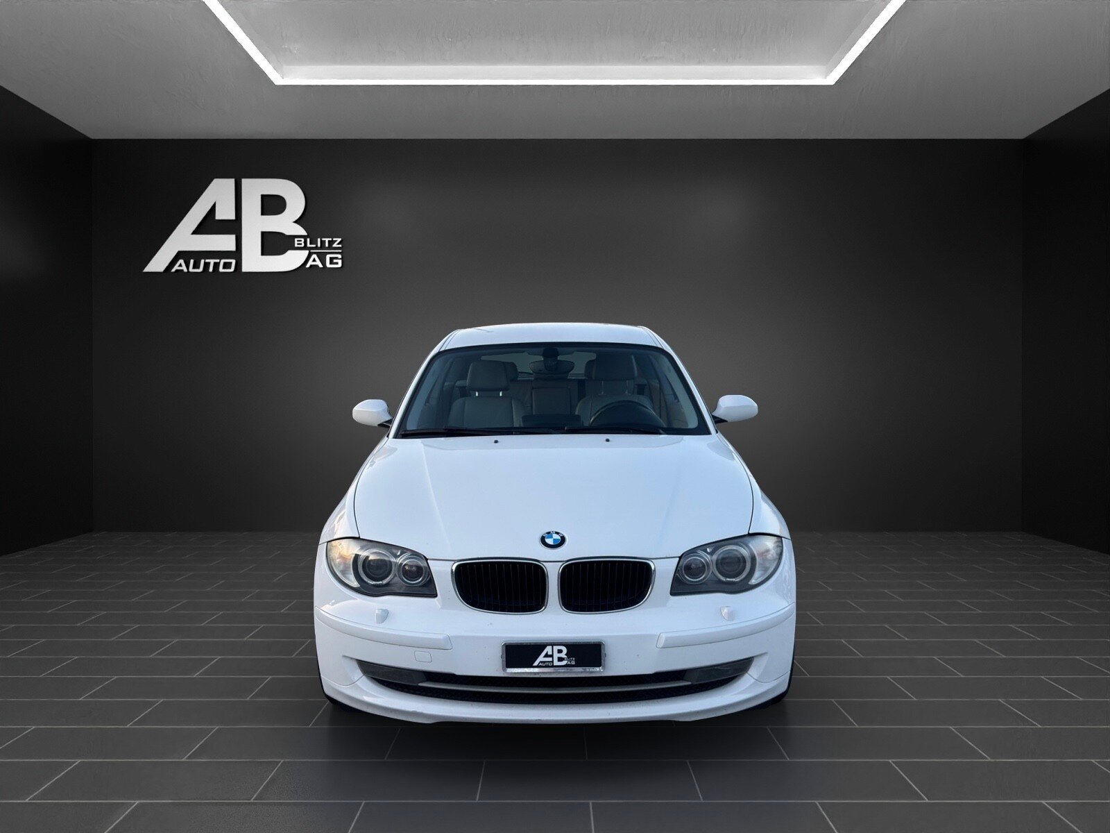 BMW 123d M-Sportpaket Steptronic mit 204 PS