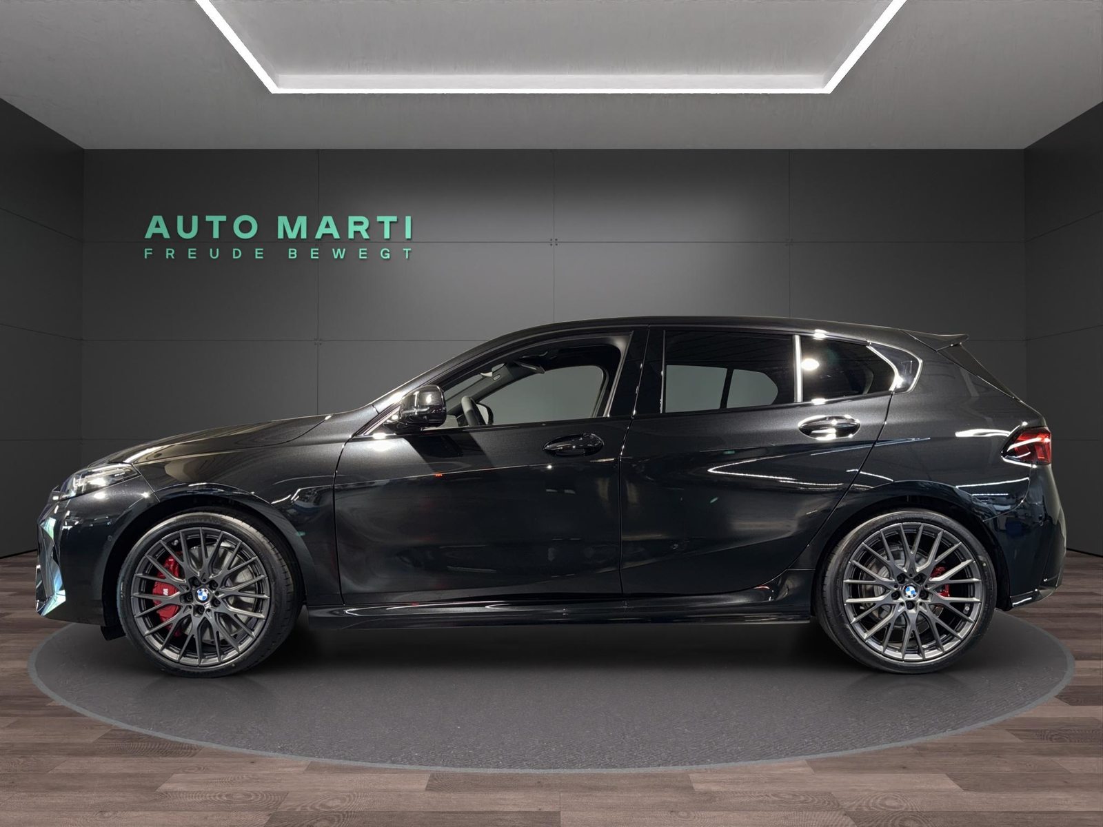 BMW 123 xDrive, Mild-Hybrid Benzin/Elektro, Vorführwagen, Automatik - 2