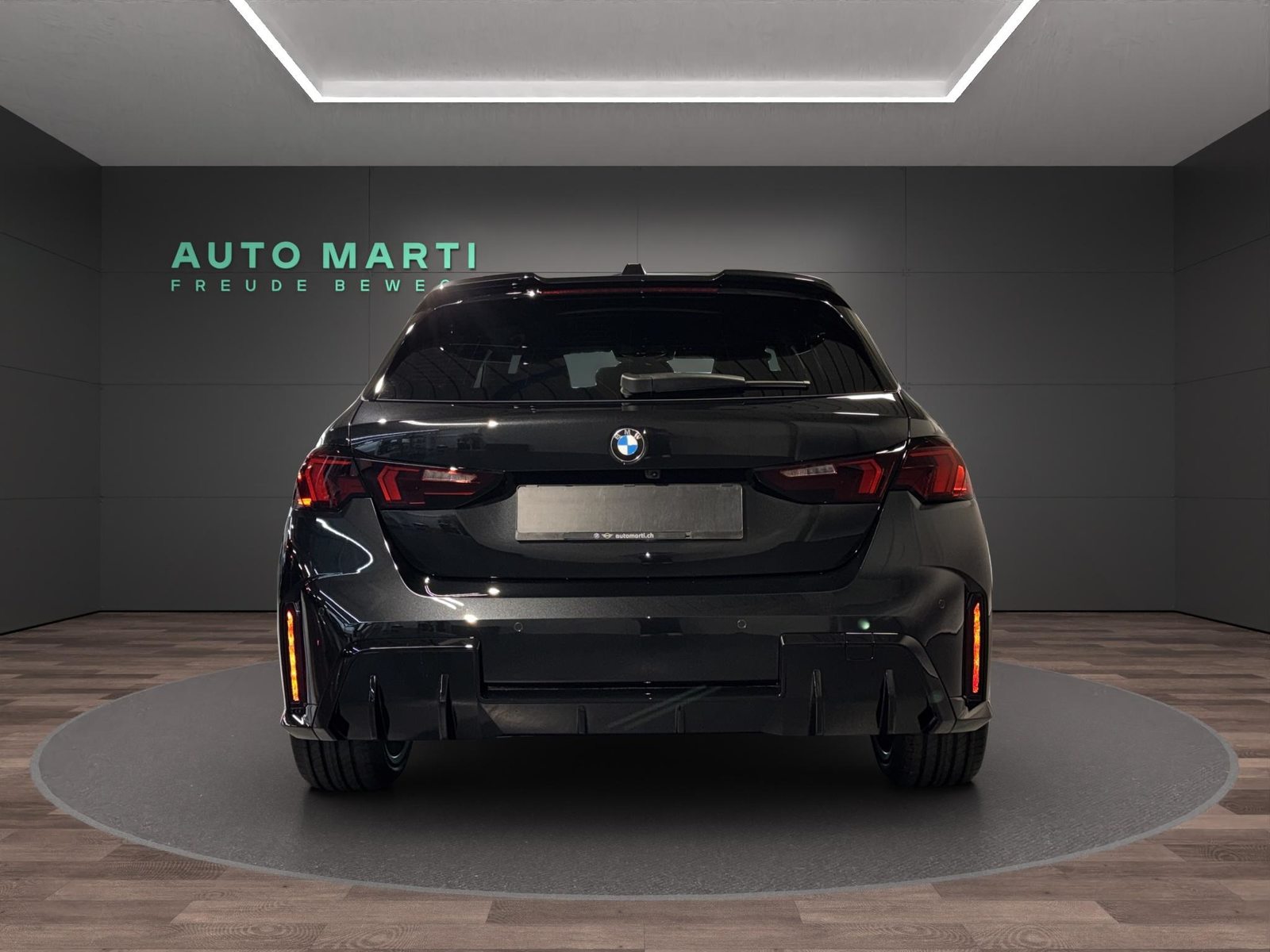 BMW 123 xDrive, Mild-Hybrid Benzin/Elektro, Vorführwagen, Automatik - 3