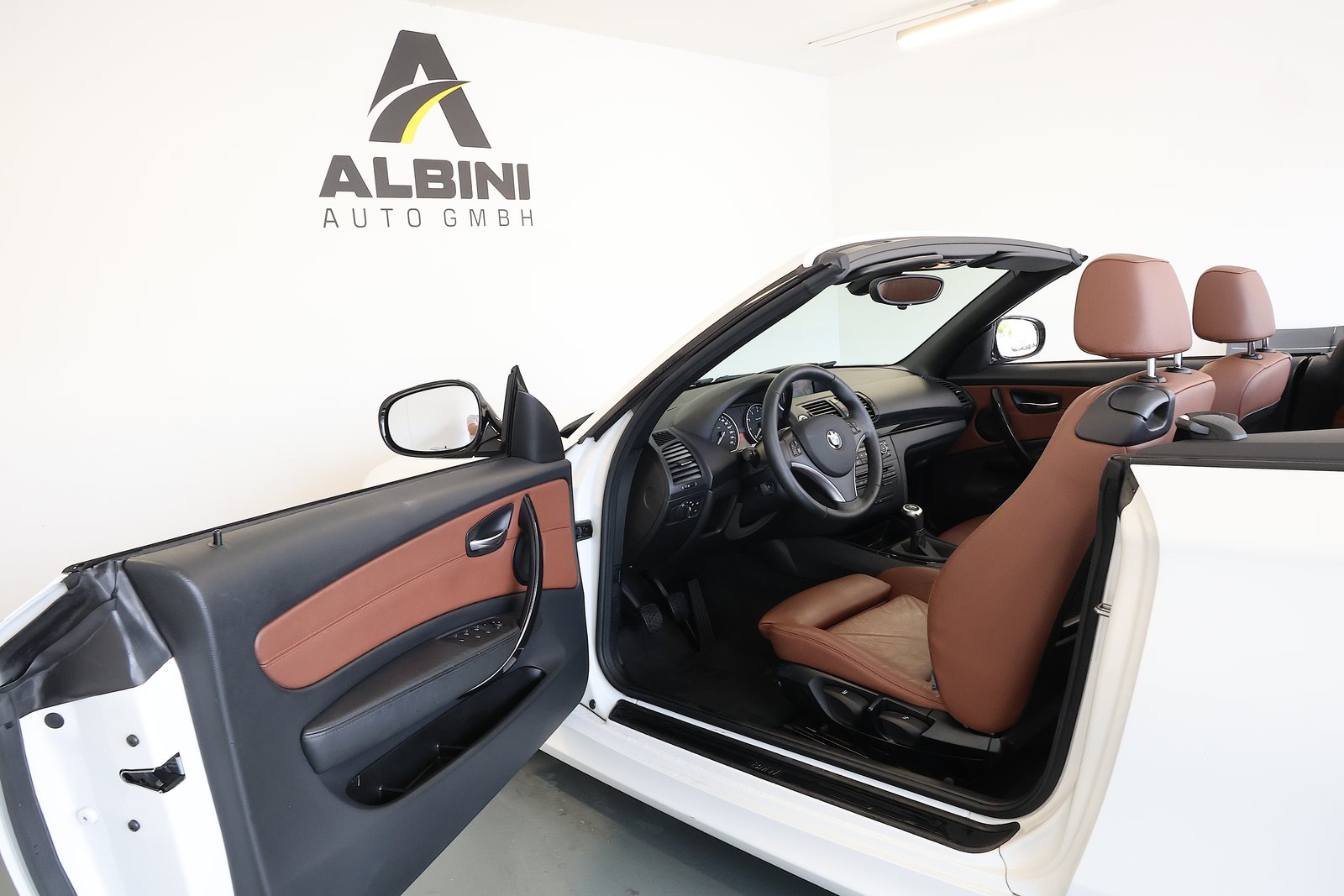 BMW 125i Cabrio, Essence, Occasion / Utilisé, Manuelle - 6