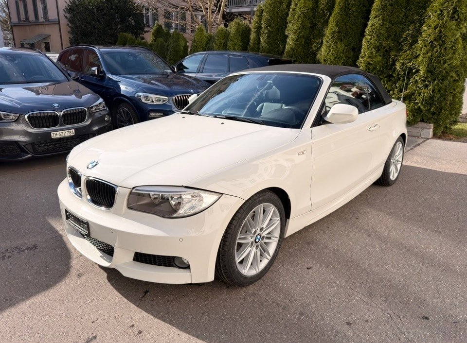 BMW 125i Cabrio Steptronic, Benzin, Occasion / Gebraucht, Automatik - 4