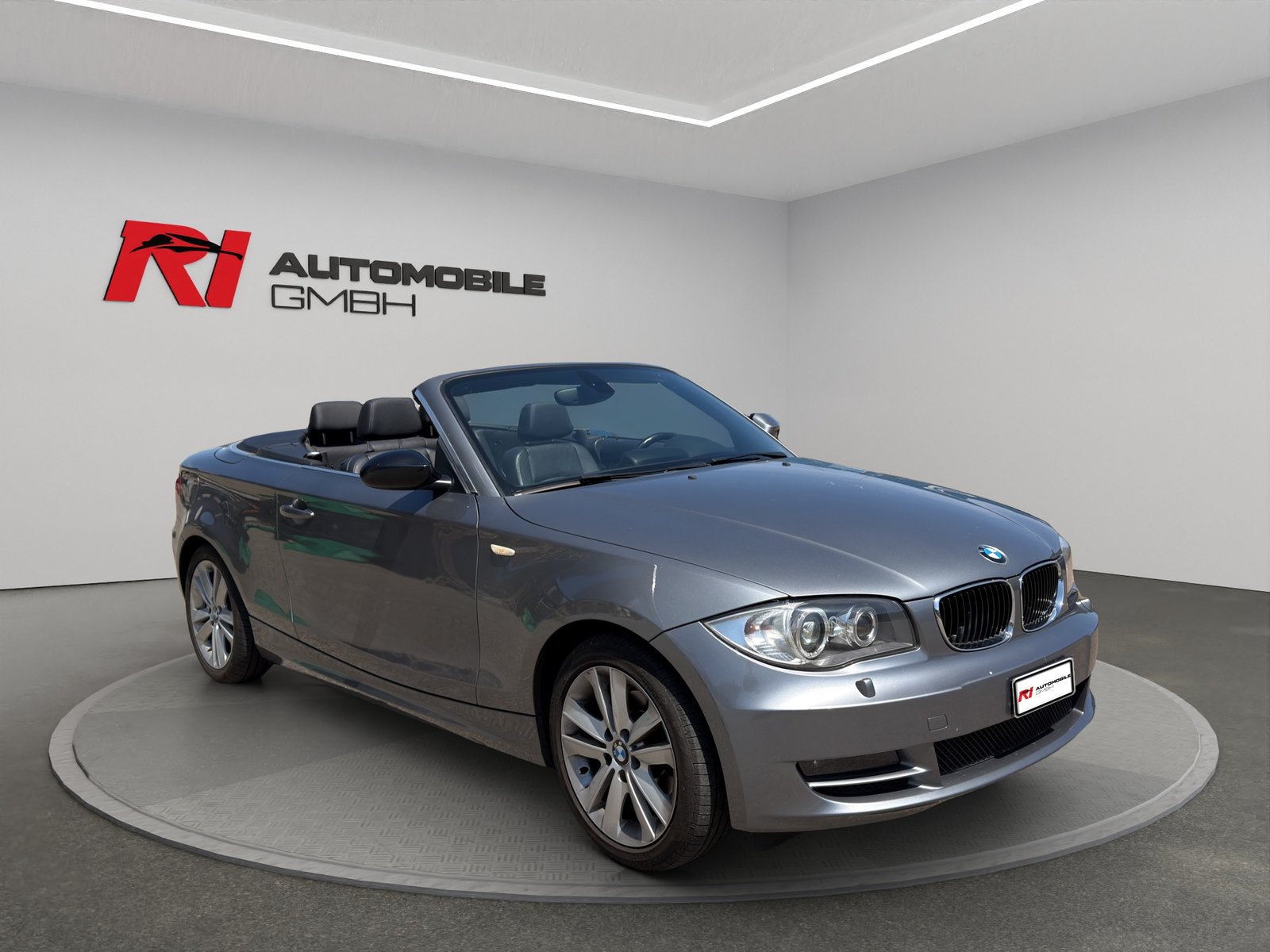 BMW 125i Cabrio Steptronic, Benzin, Occasion / Gebraucht, Automatik - 3