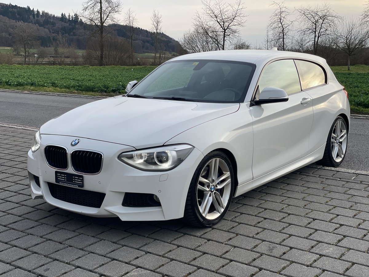 BMW 125i Sport Line, Essence, Occasion / Utilisé, Manuelle - 2