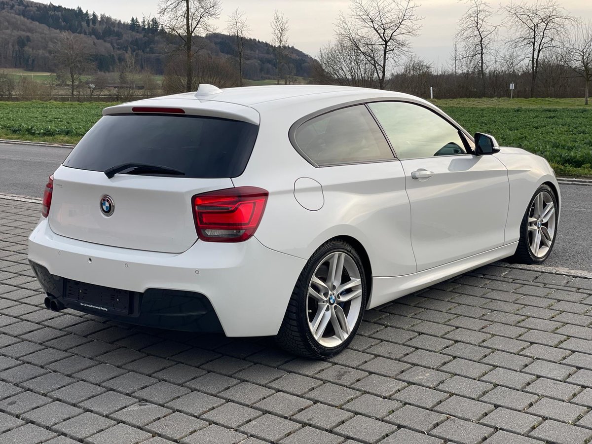 BMW 125i Sport Line, Essence, Occasion / Utilisé, Manuelle - 4