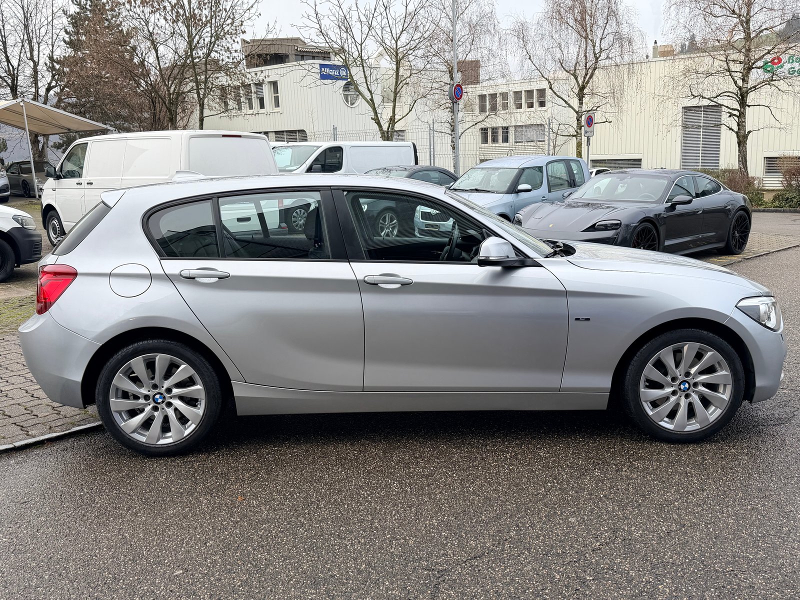 BMW 125i Sport Line Steptronic, Essence, Occasion / Utilisé, Automatique - 2