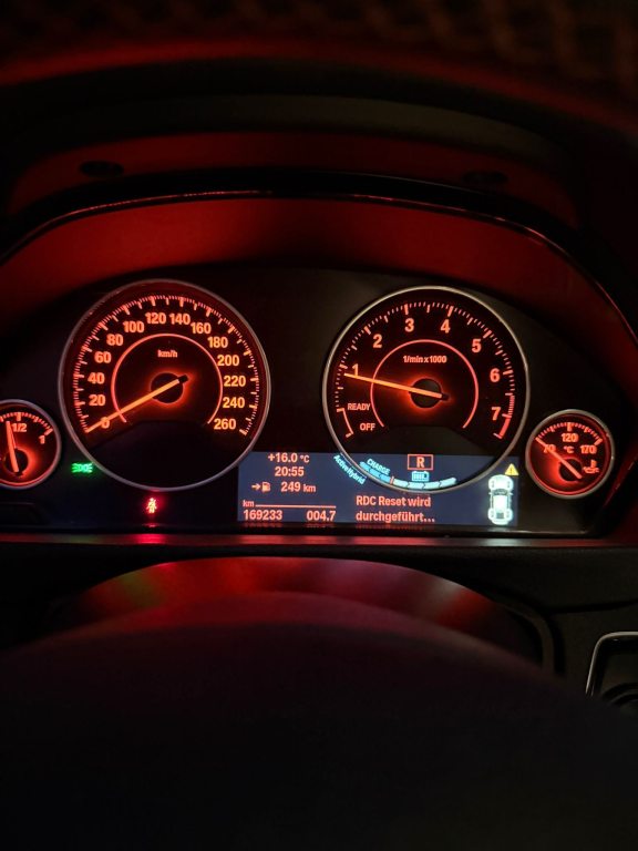 BMW 130 ActiveHybrid, Hybride Intégral Essence/Électricité, Occasion / Utilisé, Automatique - 3