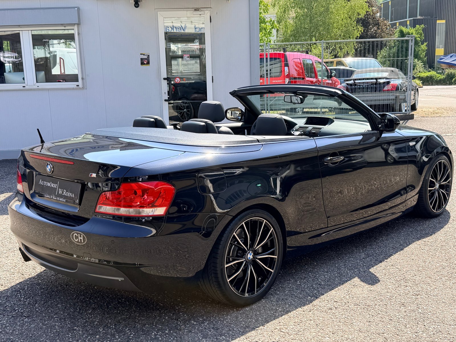 BMW 135i Cabrio M SPORT DSG, Petrol, Second hand / Used, Automatic - 3